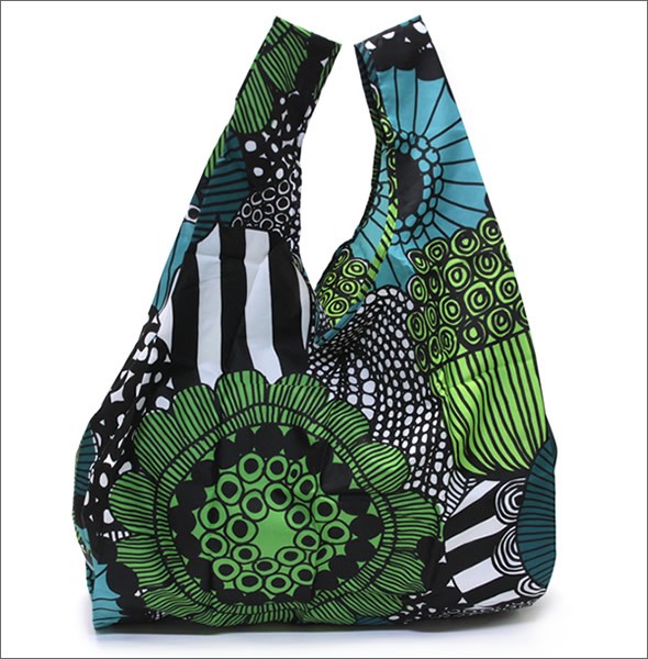 マリメッコ SIIRTOLAPUUTARHA SMARTBAG  シィールトラプータルハ 菜園モチーフ  収納ポーチ付 ショッピングトートバッグ エコバッグ 使わない時はコンパクトにたためて便利♪ 041404 160 white/green/black