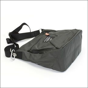 マリメッコ PAL 026991 900 coal ナイロン ショルダーバッグ ナナメ掛け