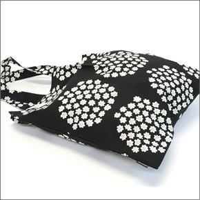 マリメッコ PUKETTI BAG 067172 961 black/green/white プケッティ ブーケモチーフ ファブリック トートバッグ  エコバッグ
