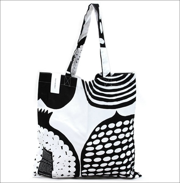 マリメッコ SILVER MEDAL BAG 062420 910 G KOMPOTTI  コンポッティ フルーツモチーフ ファブリック トートバッグ エコバッグ