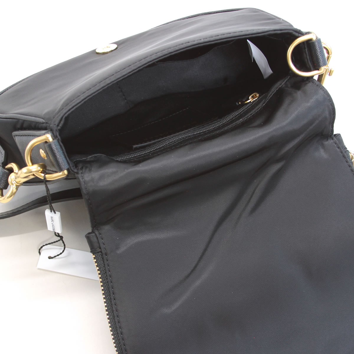 マークジェイコブス MARC JACOBS M0010786 001 Black トゥルーパー スモール ノマド ショルダーバッグ Trooper Small Nomad