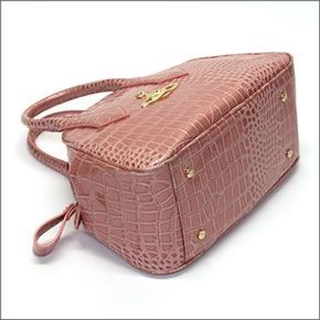 ヴィヴィアン ウエストウッド  クロコ型押し ハンドバッグ NEW CHANCERY 6321 468 SALMONE