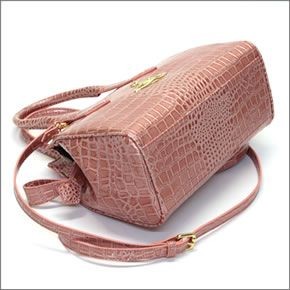ヴィヴィアン ウエストウッド  クロコ型押し 2WAY ショルダー・ハンドバッグ NEW CHANCERY 6454 468 SALMONE
