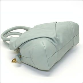 ヴィヴィアン ウエストウッド  カウレザー ハンドバッグ POCKET YASMINE 6585 224 SKY