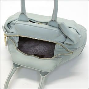 ヴィヴィアン ウエストウッド  カウレザー ハンドバッグ POCKET YASMINE 6585 224 SKY