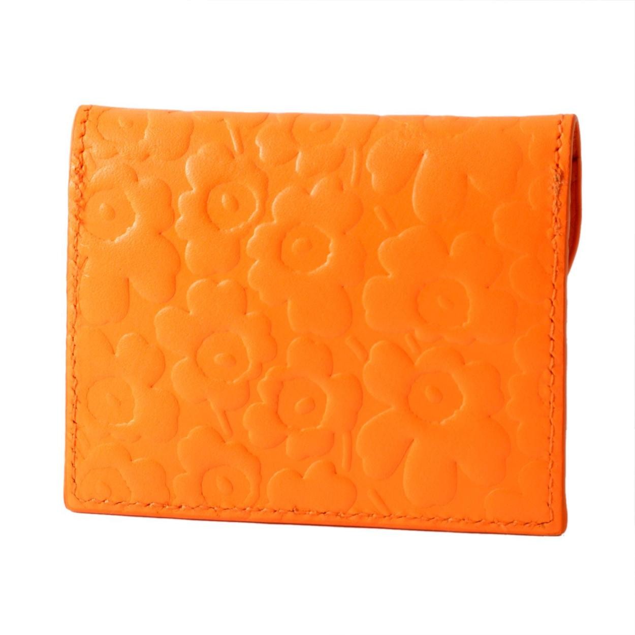 マリメッコ marimekko 045423 200 エンボス ウニッコ型押しレザー カードケース 小銭＆カード入れ EMBOSSED-UNIKKO KARRI