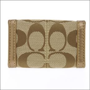 コーチ サットン シグネチャー 6連キーケース ライトカーキ/ブロンズ 44009 SKHBZ