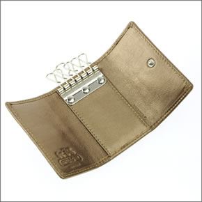 コーチ サットン シグネチャー 6連キーケース ライトカーキ/ブロンズ 44009 SKHBZ