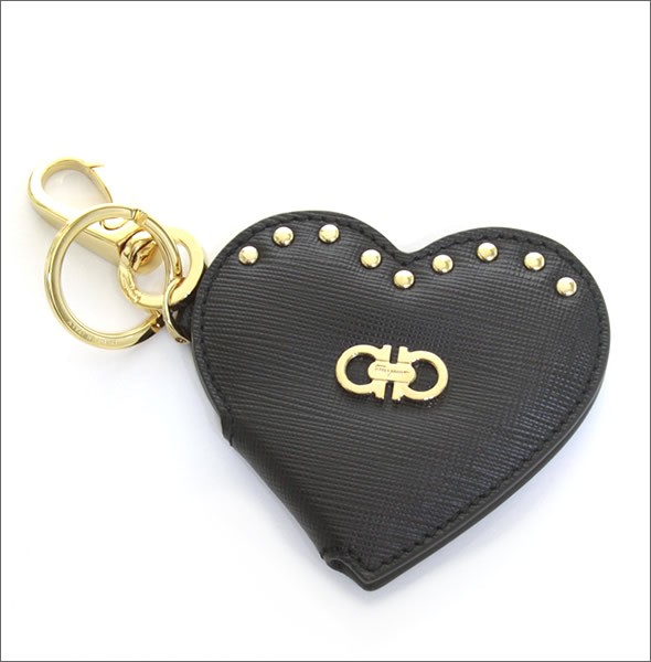 サルバトーレフェラガモ  ダブルガンチーニ×スタッズ ピクチャーフレーム付 ハート型 キーリング キーホルダー ≪2015SS≫  22C188 596816 NERO