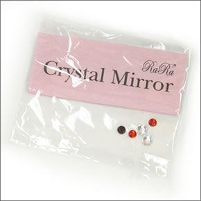 hello kitty（ハローキティ） キラキラ(ラインストーン）キティラー必須アイテム　ハート型でキラキラのキティがポイント☆キュートなキラキラクリスタルコンパクトデコミラーKTCMR002