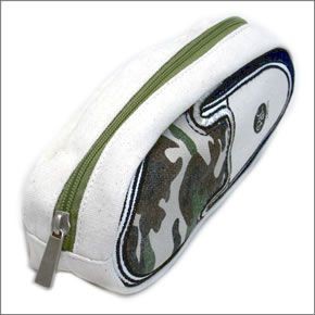 アネロ  ZH-E0212-CAMO スニーカー型 ペンケース コスメポーチ マルチ小物入れ