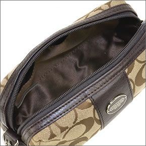 コーチ ≪取り寄せ商品≫LEGACY レガシー シグネチャー キャンバス  ストラップ付 コスメポーチ 48444/SKHMA