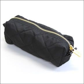マークバイマークジェイコブス M0005472 001 Black Crosby Quilt Nylon Narrow Cosmetic クロスビー キルティング ナイロン コスメポーチ ≪2015AW≫