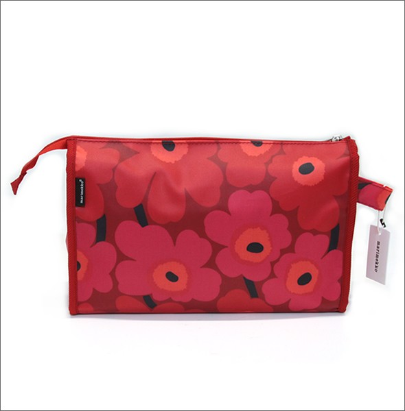 マリメッコ MINI-UNIKKO MEDIA HIPAUS  ミニウニッコ柄 マルチポーチ トラベルケース ラージサイズ レッド×ダークレッド 024494 301 red/darkred