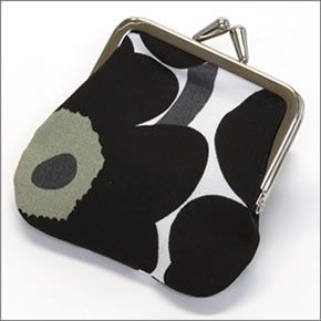 マリメッコ MINI-UNIKKO MINI KUKKARO ミニウニッコ柄 がま口 コットンパース コインケース 小銭入れ ミニ・ポーチ 034773 030 white/black/olive