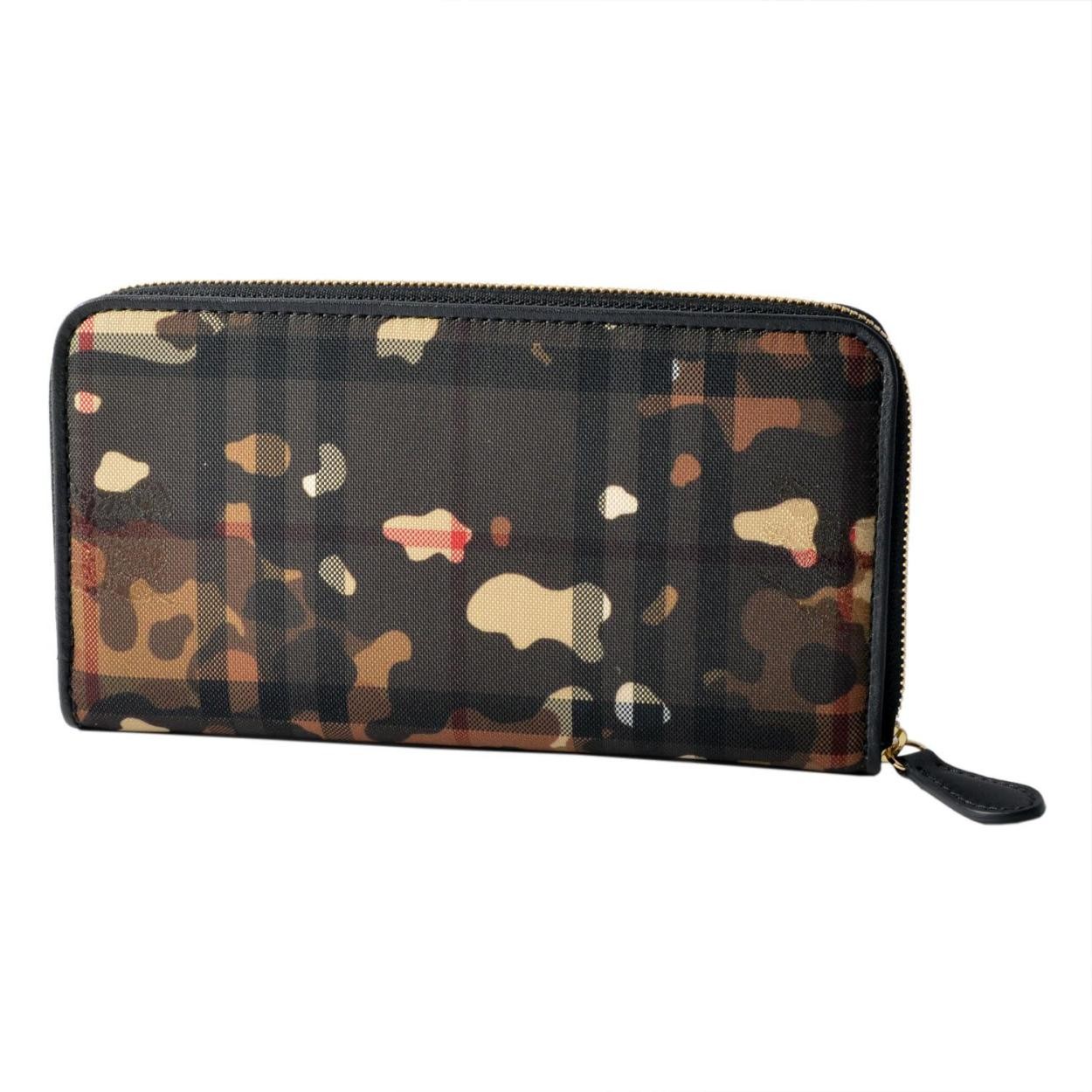 バーバリー BURBERRY 3996534 ラウンドファスナー長財布 CAMOUFLAGE PRINT/HORSEFERRY CHECK