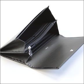 カルティエ L3001284 HAPPY BIRTHDAY ハッピーバースデー 2Cロゴ型押し 二つ折り長財布