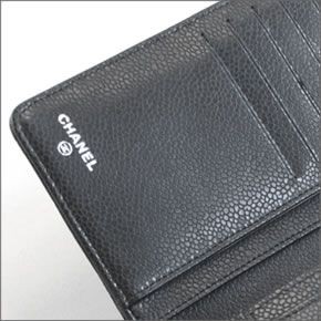 シャネル  80211 Y06500 94305 CAVIAR BLACK マトラッセ キルティング キャビアスキン 型押しカーフスキン 二つ折り長財布