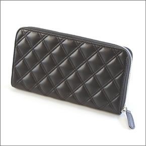 シャネル  82126 Y25267 94305 LAMB BLACK マトラッセ キルティング ラムスキン ラウンドファスナー長財布