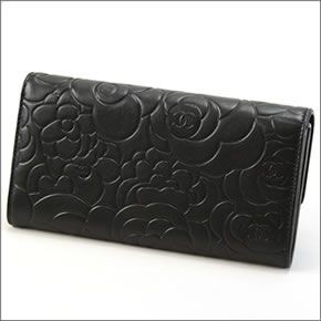 シャネル  50084 Y01480 C0790 NOIR/ARGENT カメリア ココマーク エンボス 型押し ラムスキン 二つ折り長財布