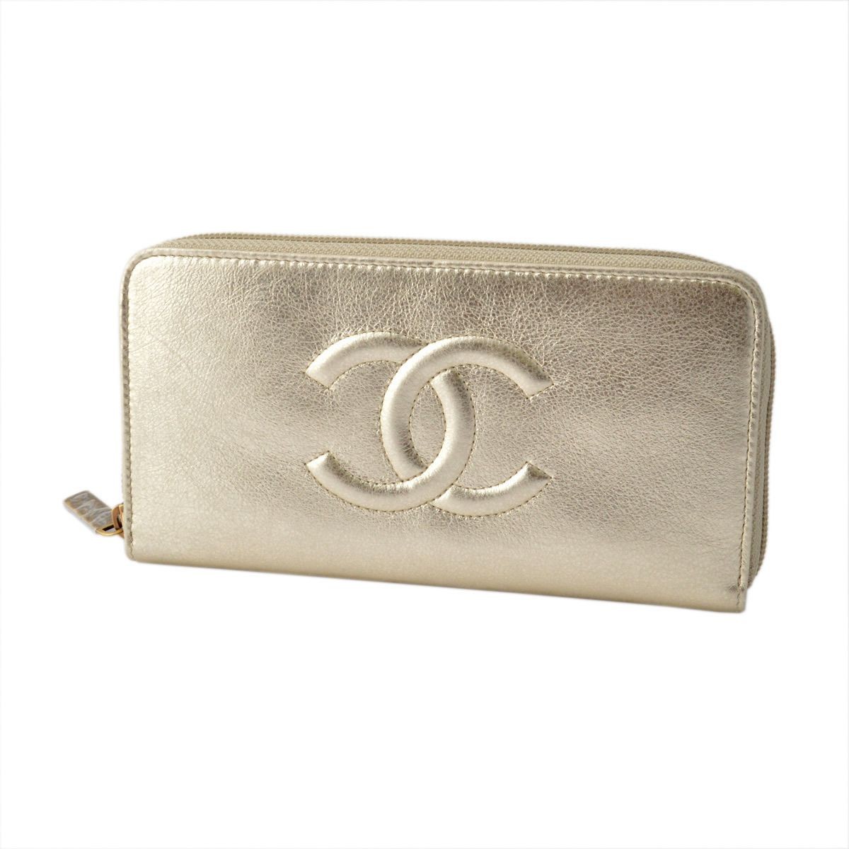 シャネル CHANEL  50071G Y25129 0B047  COCO ロゴエンボス メタリック カーフスキン ラウンドファスナー長財布