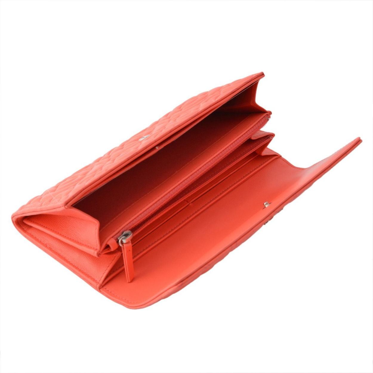 シャネル CHANEL  82283 Y01480 2B416 CORAL COCO ロゴ＆カメリア型押し キャビアスキン 二つ折り 長財布