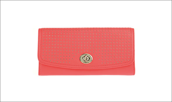 コーチ ≪取り寄せ商品≫LEGACY レガシー パーフォレーテッド パンチングレザー 二つ折り長財布 コーラルピンク 49059 SVB3S