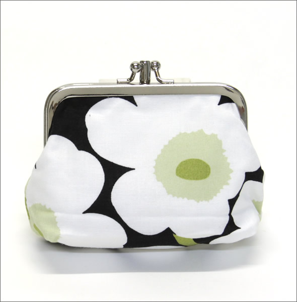 マリメッコ MINI-UNIKKO TUPLA KUKKARO  ミニウニッコ柄 がま口財布 小銭入れ ブラック/ホワイト/グリーン 034735 910 black/white/green