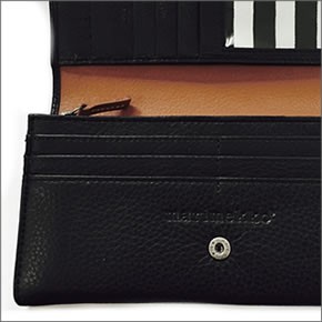 マリメッコ HELINA 4 042227 980 black/brown パスケース・L字ファスナー小銭入れ付 二つ折り 長財布 カウレザー