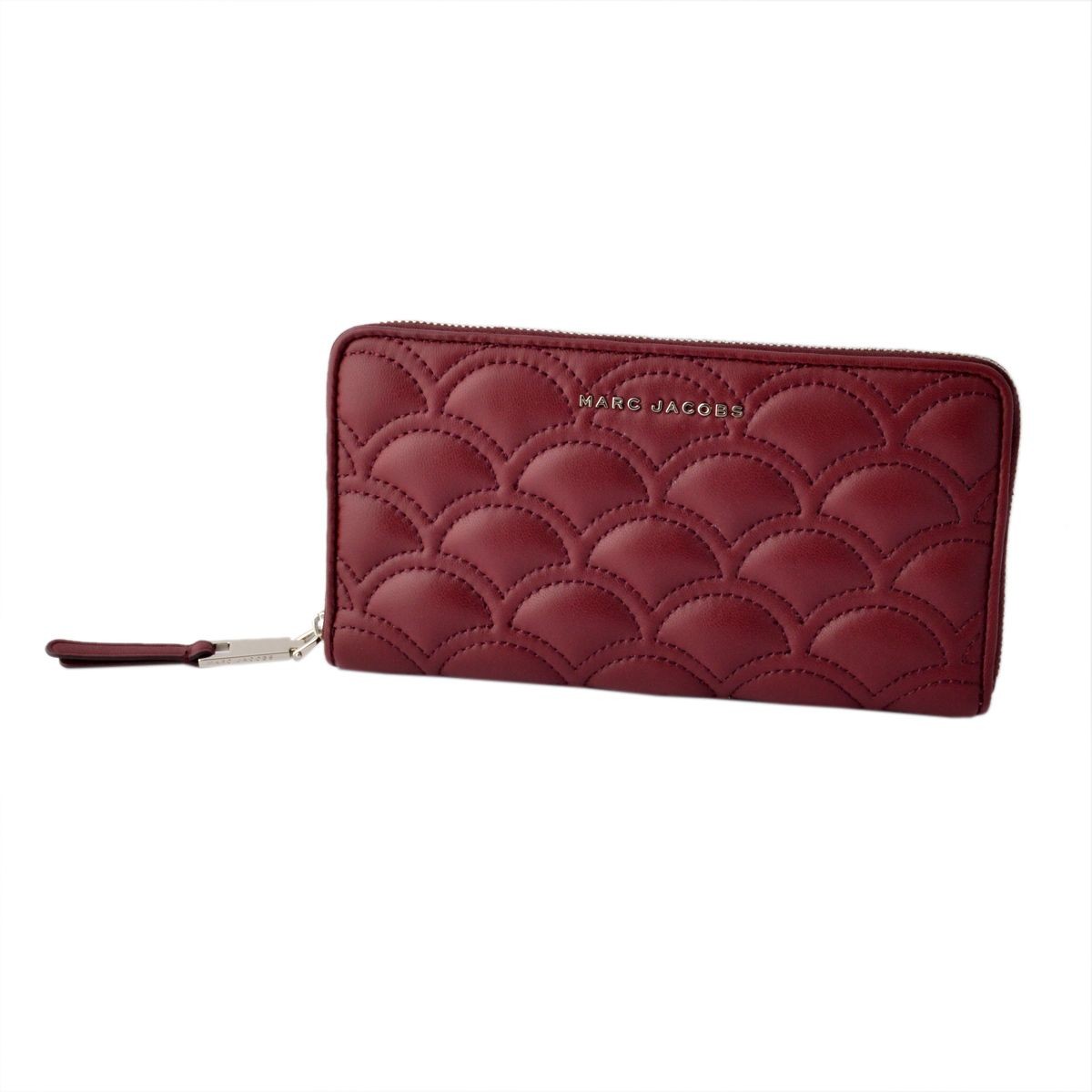 マークジェイコブス MARC JACOBS M0009642-613 Deep Maroon キルティングデザイン ラウンドファスナー長財布 Matelasse Standard Continental Wallet