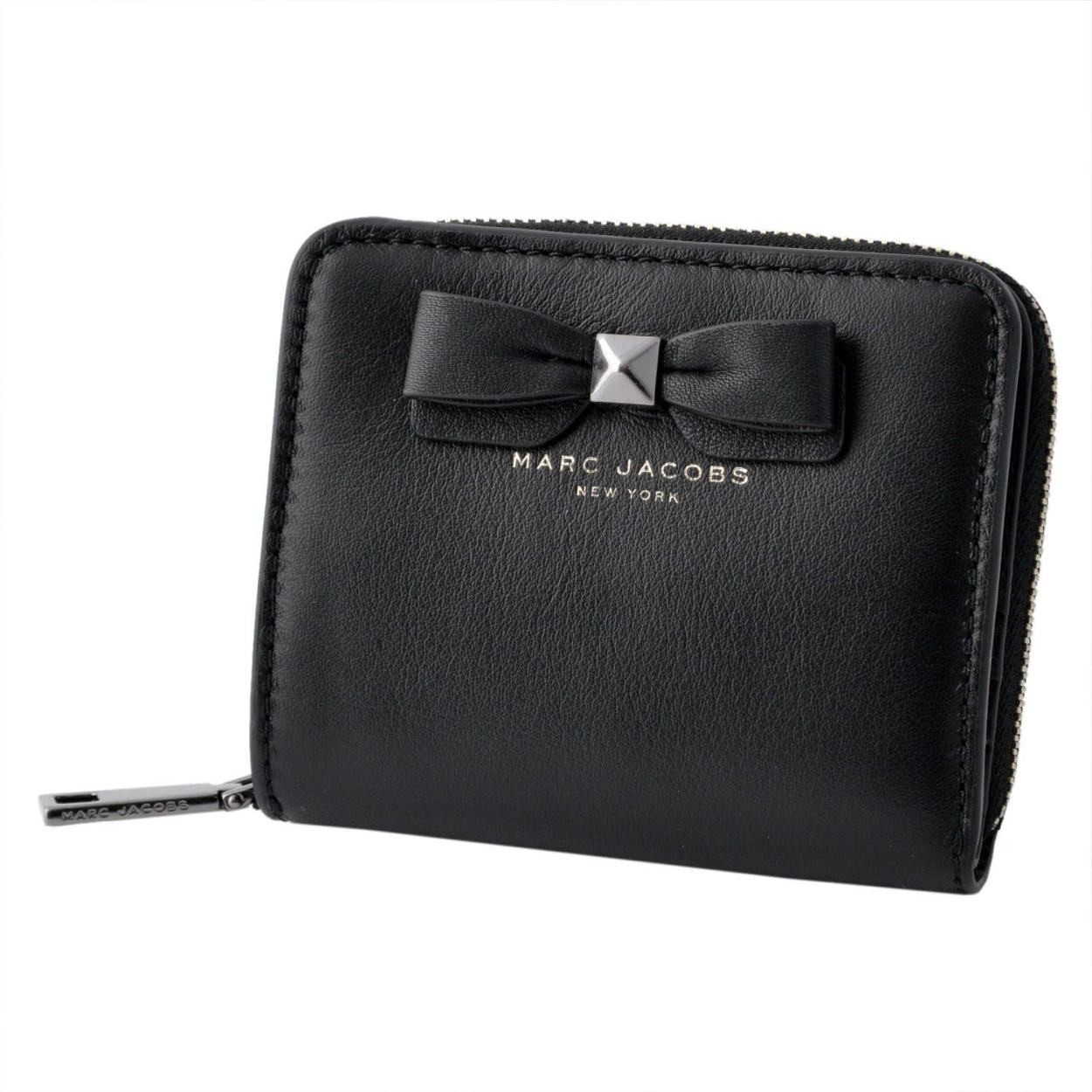 マークジェイコブス MARC JACOBS M0011219-001 Black リボンモチーフ 二つ折り財布 Bow Lil Zip Around