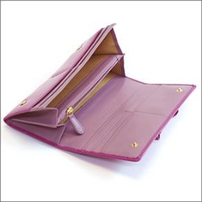 ヴィヴィアン ウエストウッド  リボンモチーフ パテントレザー 二つ折り長財布 FIOCCO 2800V67V 421 FUXIA