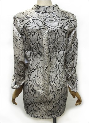 エキプモン パイソン柄×Wポケット シルクブラウス とろみシャツ  Q313-E231 fawn python