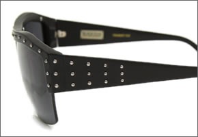 ≪訳あり・ケースなしの為/アウトレット特価！≫ブラックフライ サングラス 2011年モデル CHARIOT FLY チャリオ フライ BF 1586 02594