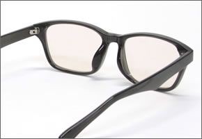 ブルーライトをカットして貴方の目を守る　軽量素材のPCメガネ　アイキーパーPC EK-004 C-20 グレー