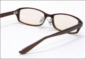 ブルーライトをカットして貴方の目を守る　軽量素材のPCメガネ　アイキーパーPC EK-002 C-10 ブラウン