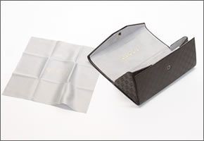 グッチ　サングラス GG4242/S BKS ブラック ブラウンシェード