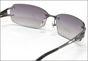 キャサリンハムネット　KATHARINE HAMNETT　KH9992 3　シャーリングガンメタル/スモークハーフ