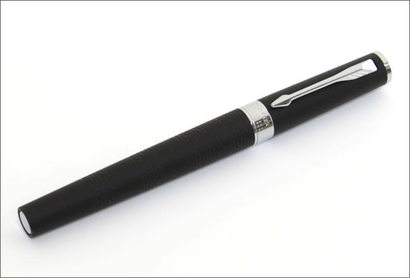 パーカー  書き心地を徹底的に追求した最新テクノロジー。新世代の筆記具「パーカー5ｔｈ」 5ｔｈ インジェニュイティ ブラックラバー (ブラック F)