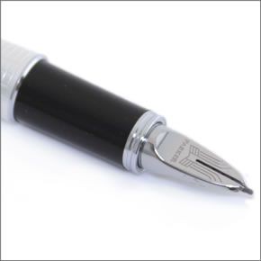 パーカー  書き心地を徹底的に追求した最新テクノロジー。新世代の筆記具「パーカー5ｔｈ」 5ｔｈ アーバンプレミアムパールメタルCT