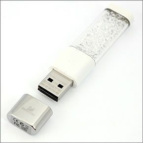 スワロフスキー Crystalline USB & Lady Ballpoint Pen set ☆クリスタルの輝き☆ 4GB USBメモリースティック & ボールペンセット White 1148300
