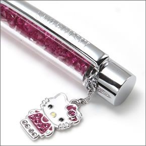 スワロフスキー ☆160粒のクリスタルの輝き☆Hello Kitty Crystalline Ballpoint Pen ハローキティチャーム付 クリスタル・ボールペン Fuchsia 5064391