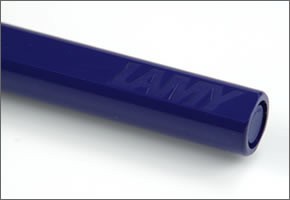 ラミー 超定番！気軽に使えるロングセラー。ギフトにもオススメ☆大人気「サファリ」シリーズ 万年筆　ブルー safari L14 EF  (極細字)