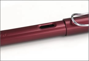 ラミー ベストセラー「サファリ」を光沢のあるアルミ製ボディにした人気モデル「アルスター」シリーズ 万年筆　ディープパープル AL-star L29DP EF（L29 EF） (極細字)