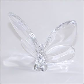バカラ PAPILLON (パピヨン・ラッキーバタフライ) お薦めギフト☆ 気品のある躍動感☆幸せを運ぶモーチーフ☆（クリア） 2102545