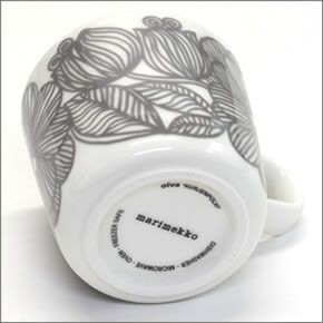 マリメッコ  KURJENPOLVI COFFEE CUP 200ml クルイェンポルヴィ ゼラニウムの花 コーヒーカップ 066357 191 white/grey