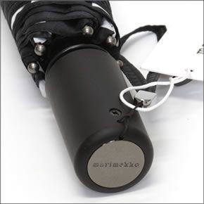 マリメッコ MARILOGO AOC AUTO-OPEN/CLOSE LUX マリメッコロゴ ワンタッチ オートオープン 折りたたみ傘 アンブレラ  041400 910  black/white