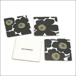マリメッコ  UNIKKO PLYWOOD COASTERS 4PCS ウニッコ柄 コースター 4枚セット 065080 030 white/black