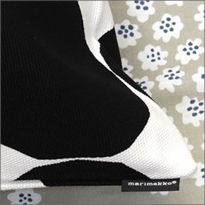 マリメッコ PIENET KIVET CUSHION COVER 50X50cm 061009 190 white/black ドット柄 クッションカバー