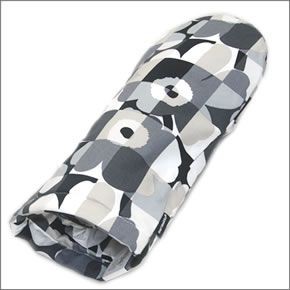 マリメッコ 067384 990 black/grey MINI RUUTU-UNIKKO OVEN MITTEN ミニウニッコ柄×チェック オーブンミトン 鍋つかみ